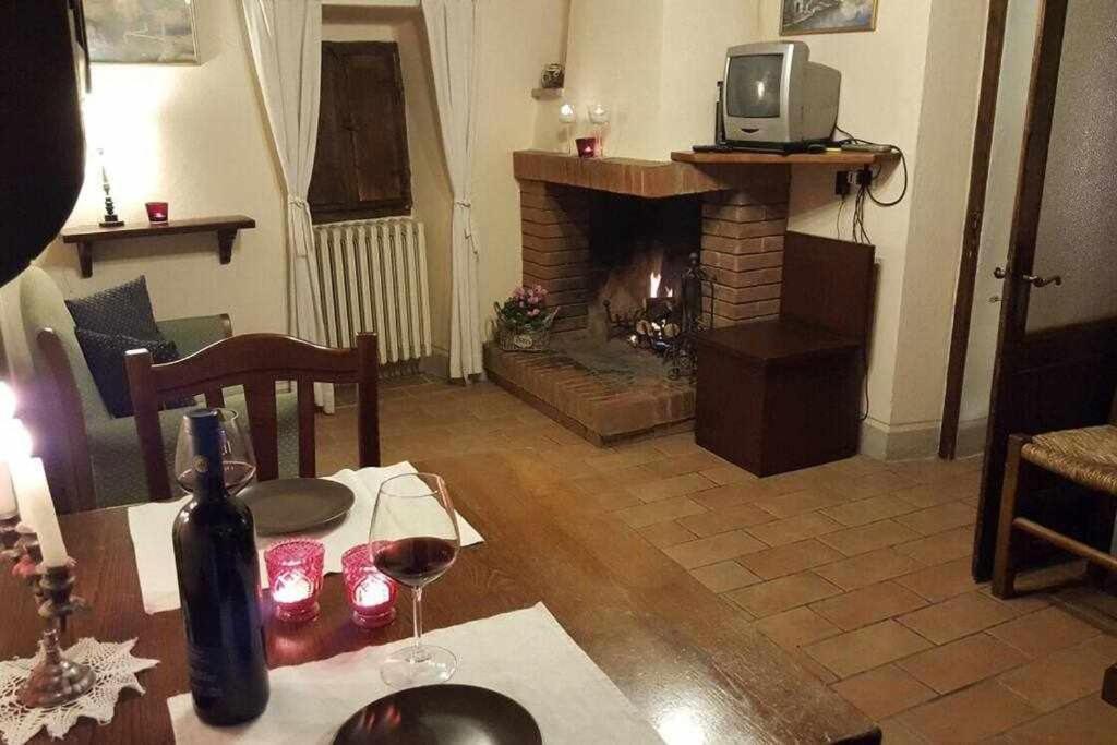 チッタ・ディ・カステッロ Il Borghetto Di Pedanaゲストハウス エクステリア 写真
